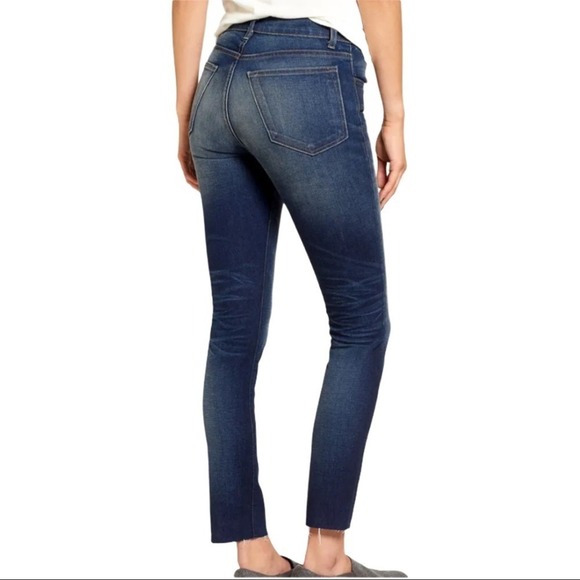 IMOGENE + WILLIE Virginia Frayed Classic Mid Rise Skinny Jeans Size 26 - Picture 15 of 16